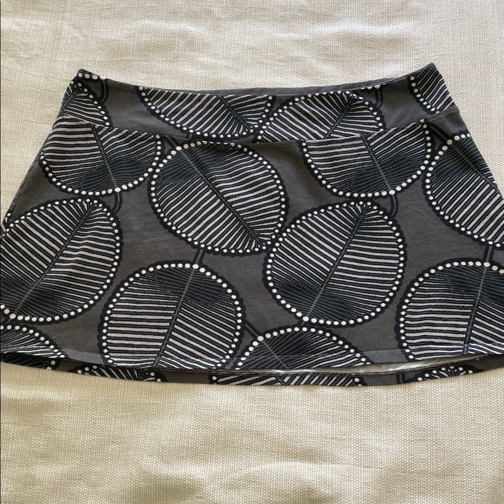 Patagonia Black and Gray Mini Skirt